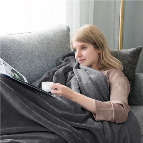 Cozy Waterproof Warm Blanket for All-Weather Comfort