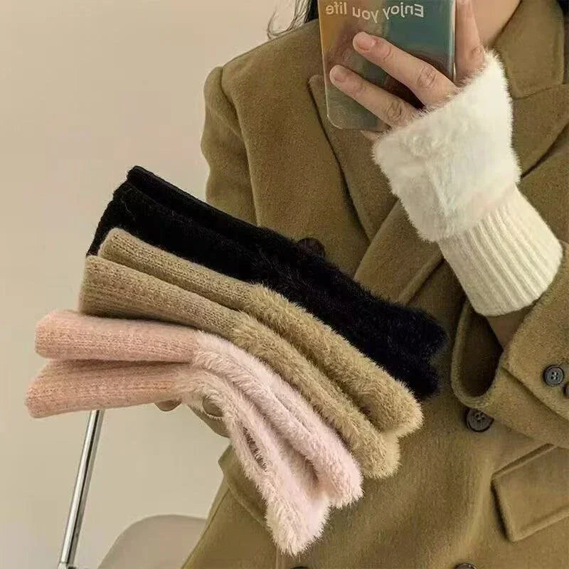 Luxurious Plush Cozy Fingerless Gloves for Women – Soft, Warm & Stylish