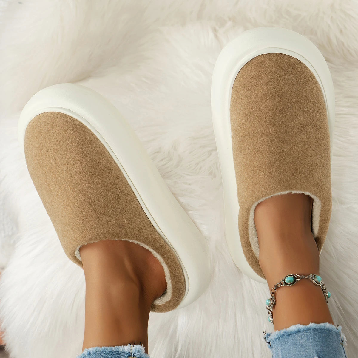 Cozy Plush Indoor Slippers for Women - Warm Winter Comfort