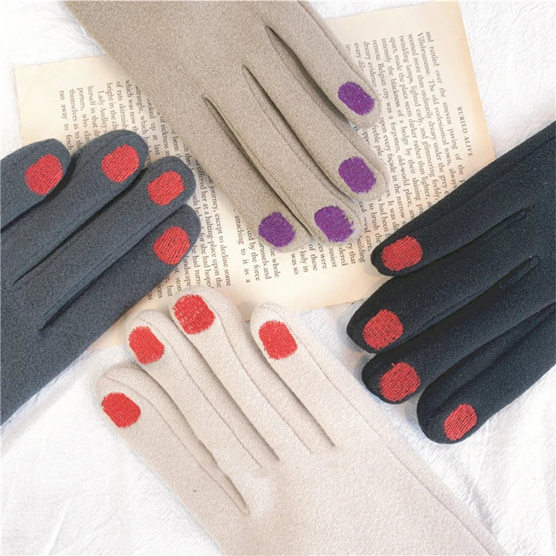 Stylish Touchscreen Winter Gloves with Nail-Polish Design