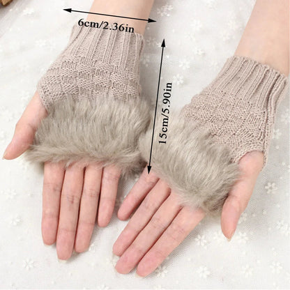 Luxurious Faux Fur Fingerless Gloves – Cozy Winter Hand Warmer