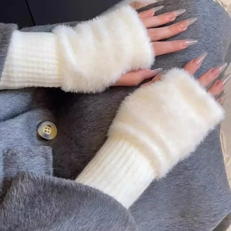 Luxurious Plush Cozy Fingerless Gloves for Women – Soft, Warm & Stylish