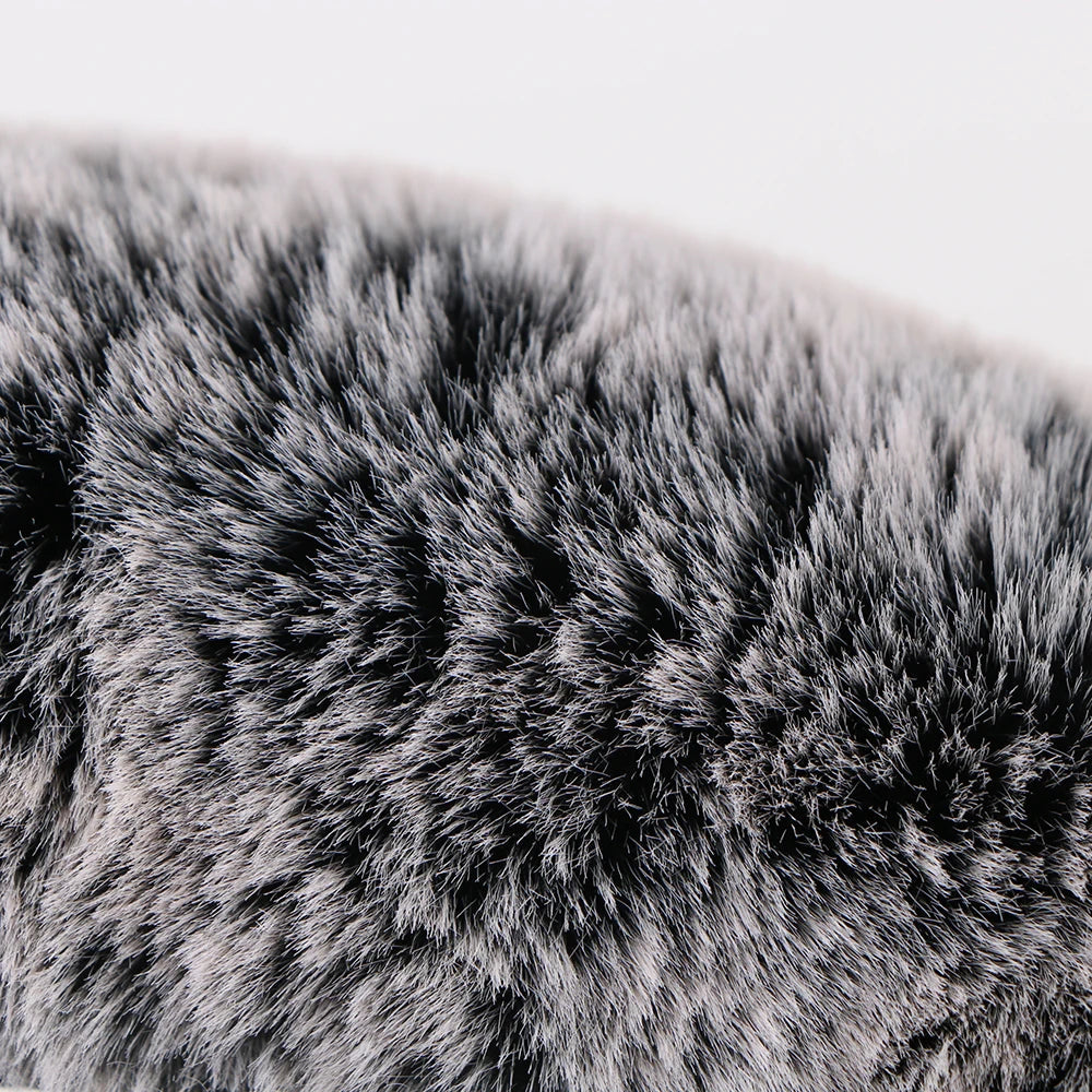 Cozy Plush Winter Steering Wheel Cover — Soft, Warm, and Snug Grip for Cold Weather Driving