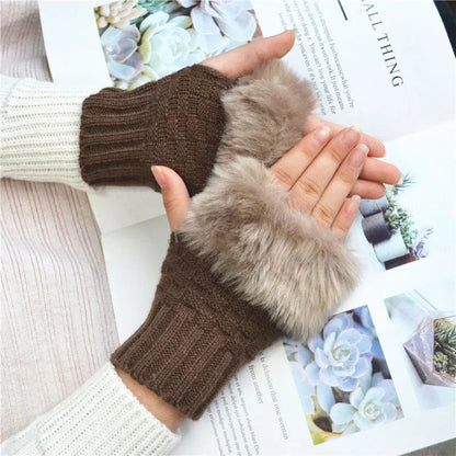 Luxurious Faux Fur Fingerless Gloves – Cozy Winter Hand Warmer