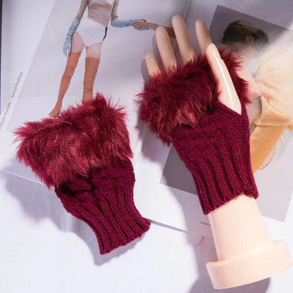 Luxurious Faux Fur Fingerless Gloves – Cozy Winter Hand Warmer