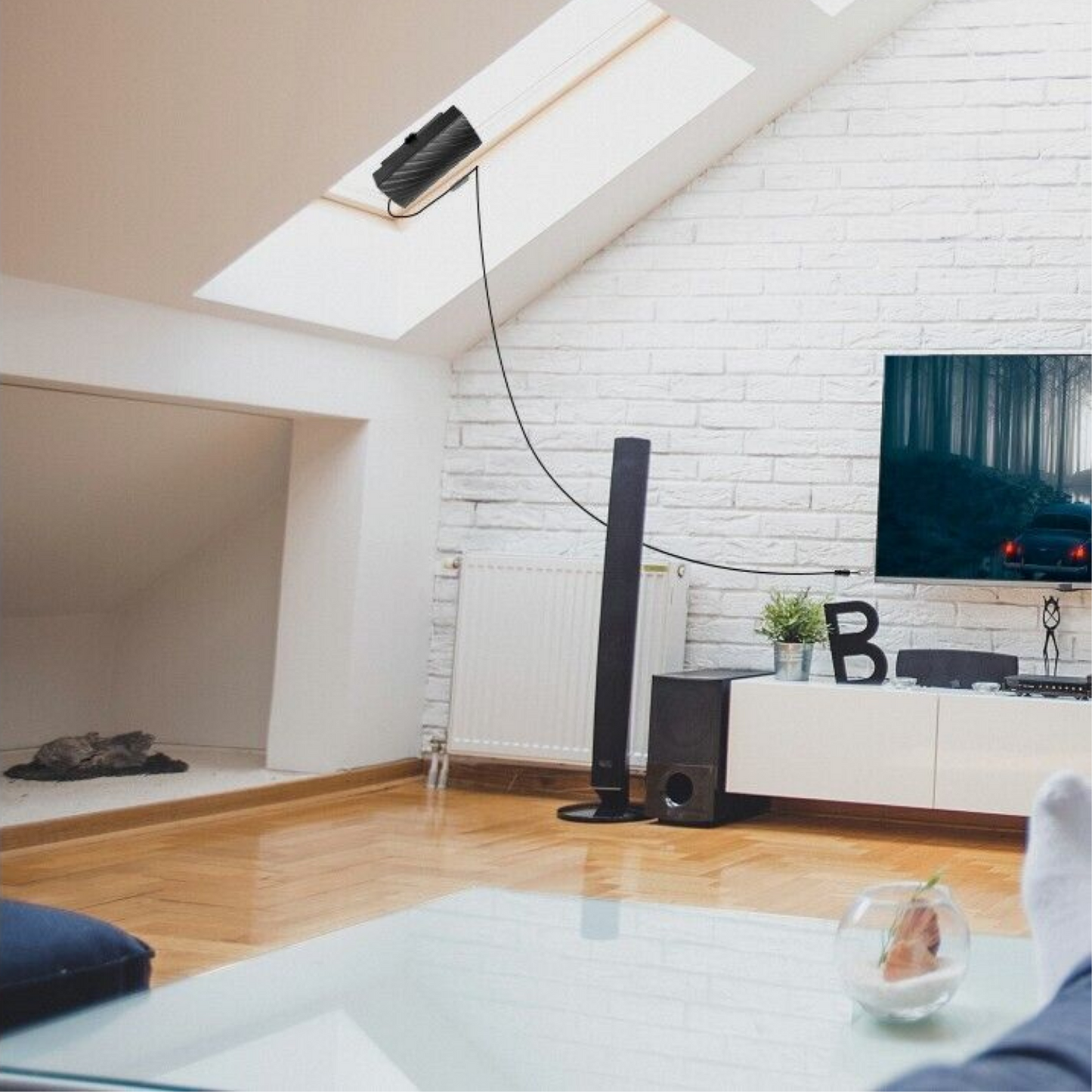 Indoor HDTV Satellite Antenna – Crystal-Clear Reception with Powerful Signal