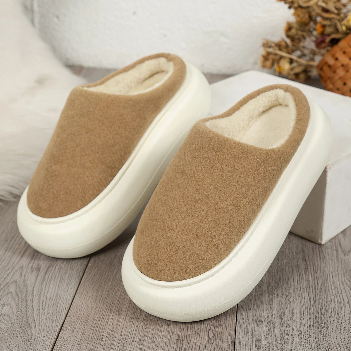 Cozy Plush Indoor Slippers for Women - Warm Winter Comfort