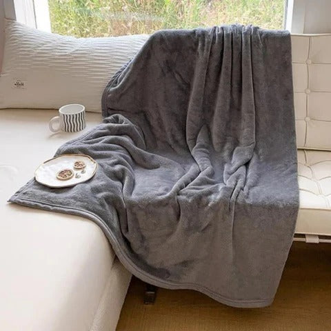 Cozy Waterproof Warm Blanket for All-Weather Comfort