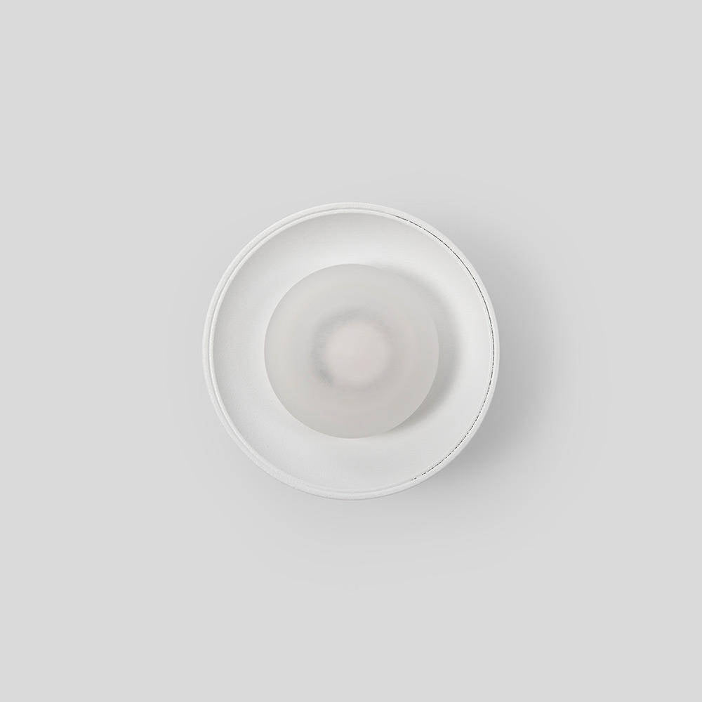 Nordic Modern Black Wall Sconce — Sleek Minimalist Lighting
