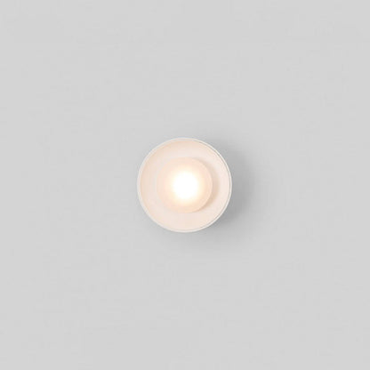 Nordic Modern Black Wall Sconce — Sleek Minimalist Lighting
