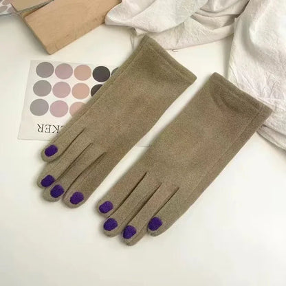 Stylish Touchscreen Winter Gloves with Nail-Polish Design