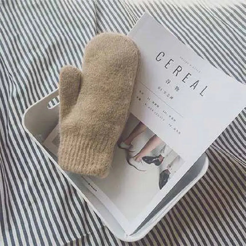 Luxurious Women's Cashmere Knit Mittens for Winter – Soft, Warm & Cozy